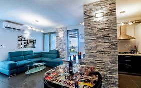 Apartment Gordan