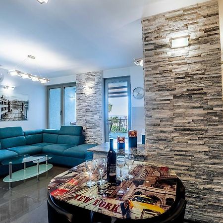 Apartment Gordan Spalato Esterno foto
